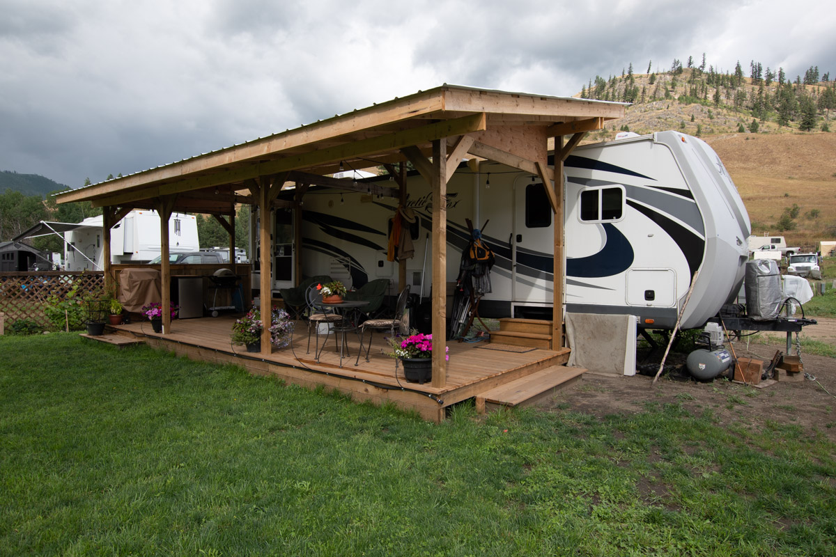 RV with Deck